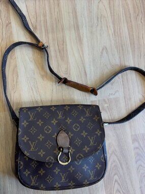 Louis Vuitton Vintage Monogram Saint Cloud GM Crossbody Bag